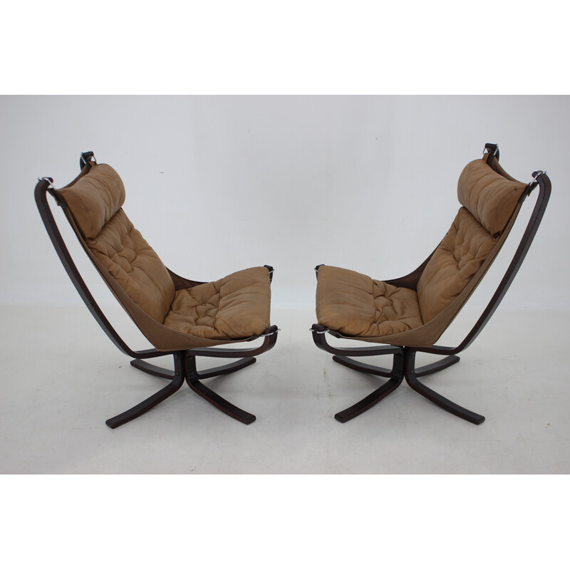 Pair of vintage Falcon armchairs in leather by Sigurd Ressell for Vatne Møbler, Norway 1970s