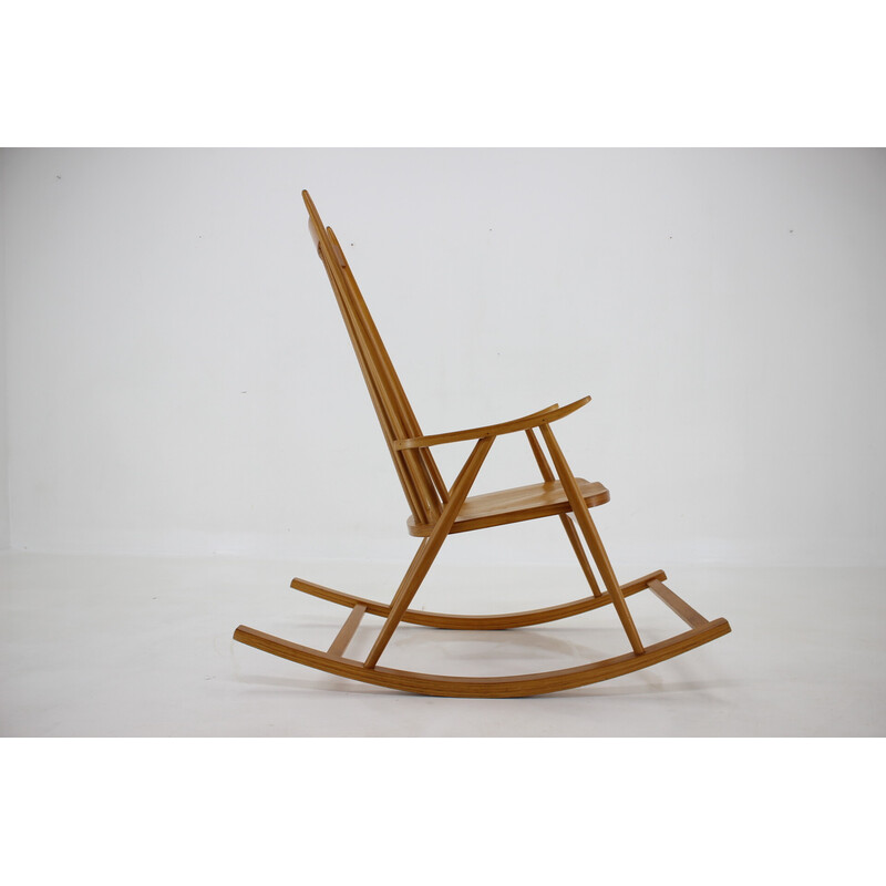 Vintage beechwood rocking chair by Varjosen Puunjalostus for Uusikylä, Finland 1960s