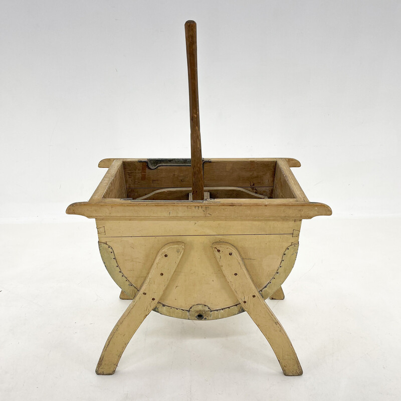 Vintage wooden washing mashine, 1900s