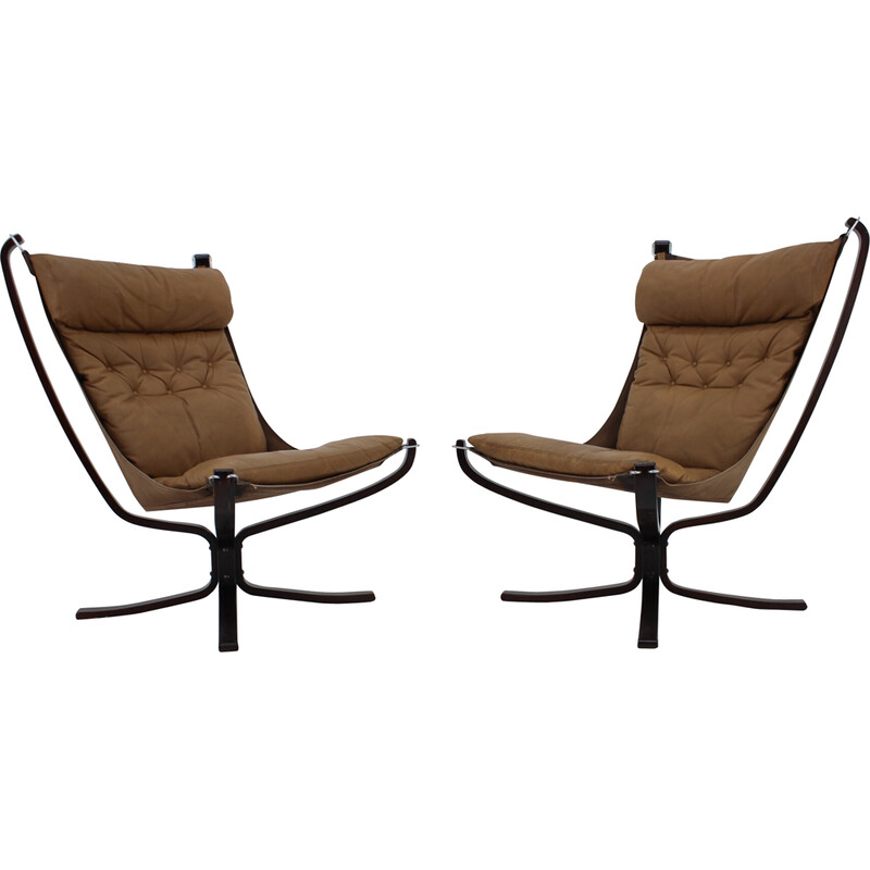 Pair of vintage Falcon armchairs in leather by Sigurd Ressell for Vatne Møbler, Norway 1970s