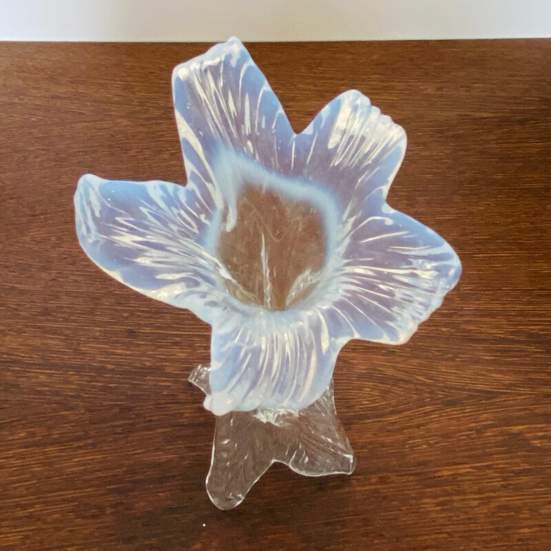 Vintage iridescent lily flower vase, 1960s