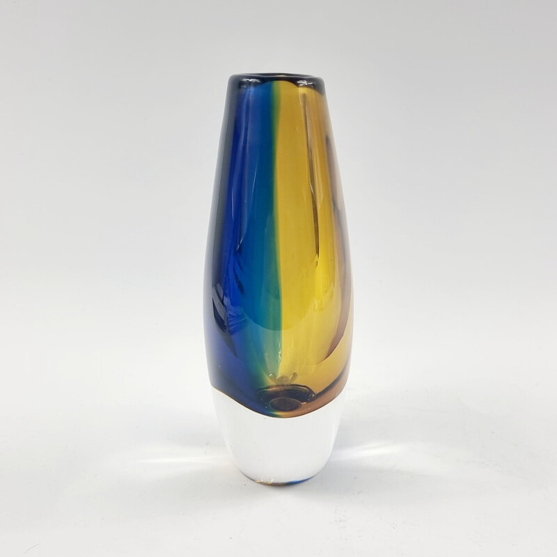 Vintage Sommerso glass vase by Vicke Lindstrand for Kosta, Sweden 1960s