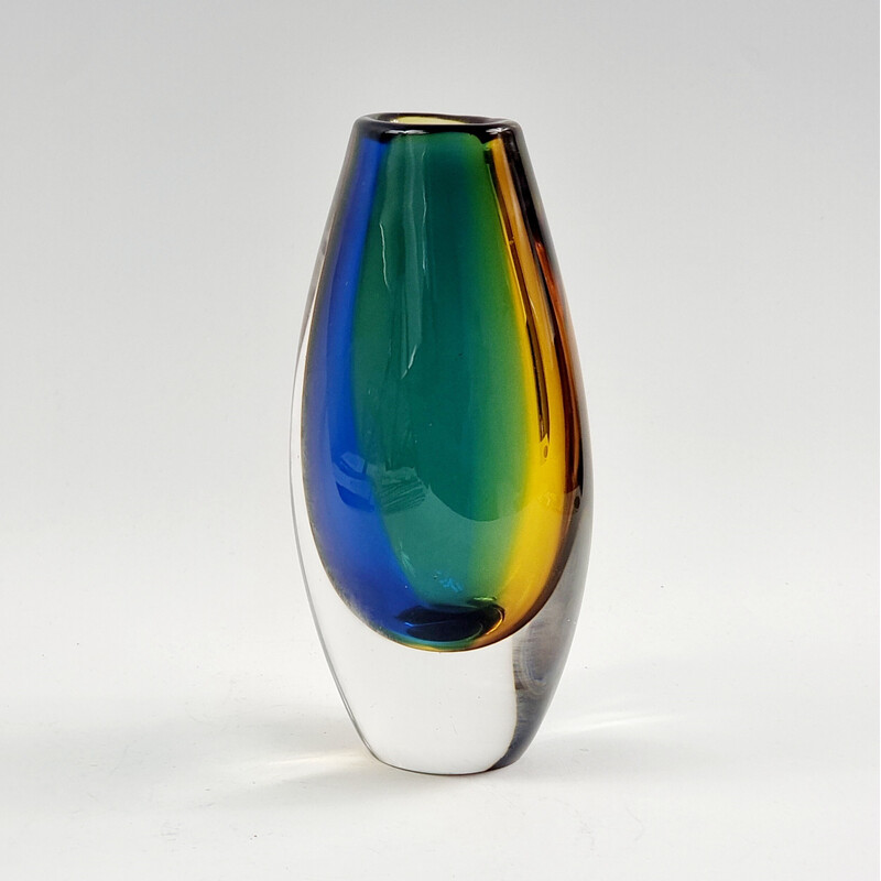 Vintage Sommerso glass vase by Vicke Lindstrand for Kosta, Sweden 1960s