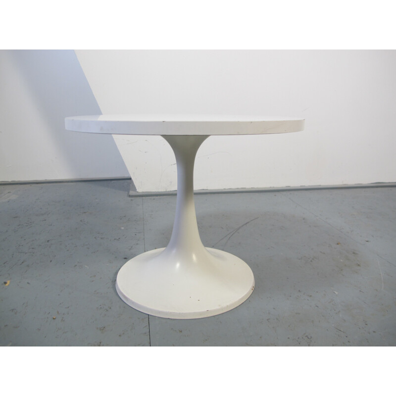 Vintage white tulip table produced by Pastoe - 1970s