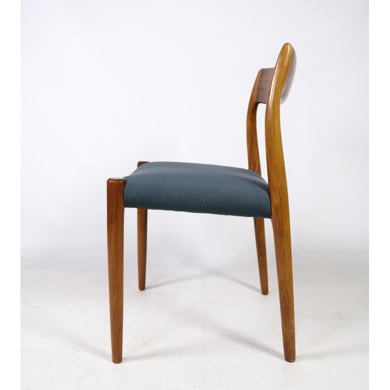 Set of 6 vintage rosewood dining chairs model 77 by Niels O. Møller for J.L Møllers Møbelfabrik, 1960