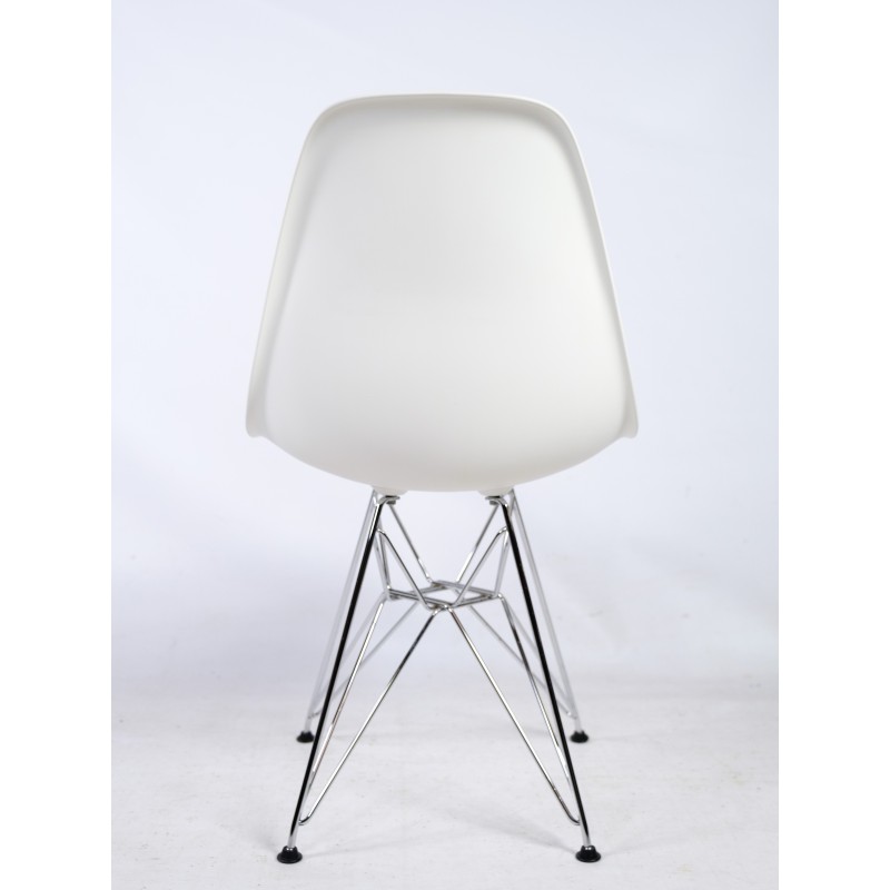 Vintage white plastic Dsr chair by Charles and Ray Eames, 1948s