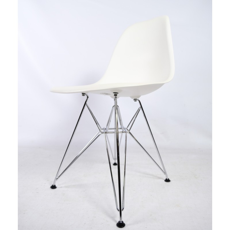 Chaise vintage Dsr en plastique blanc par Charles et Ray Eames, 1948