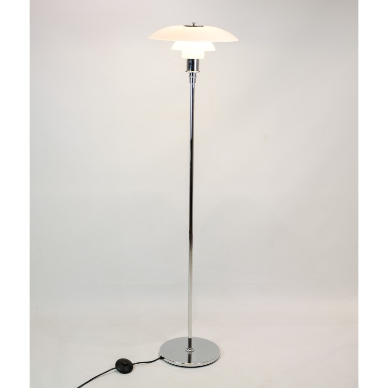 Vintage vloerlamp in chroom en opaal glas van Poul Henningsen voor Louis Poulsen
