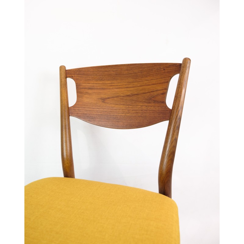 Satz von 4 Stühlen aus Teakholz und gelbem Stoff, Dänemark 1960