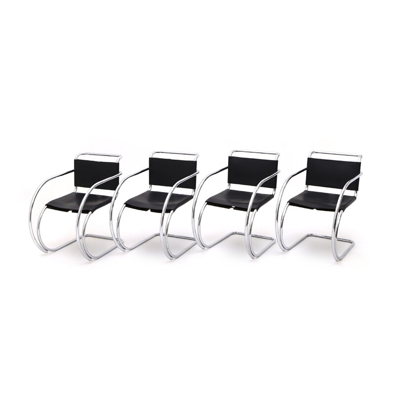 Ensemble de 4 chaises vintage "mr" par Ludwig Mies van der Rohe pour Knoll, 1980