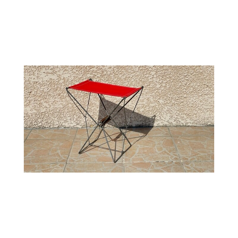 Taburete de camping plegable vintage rojo