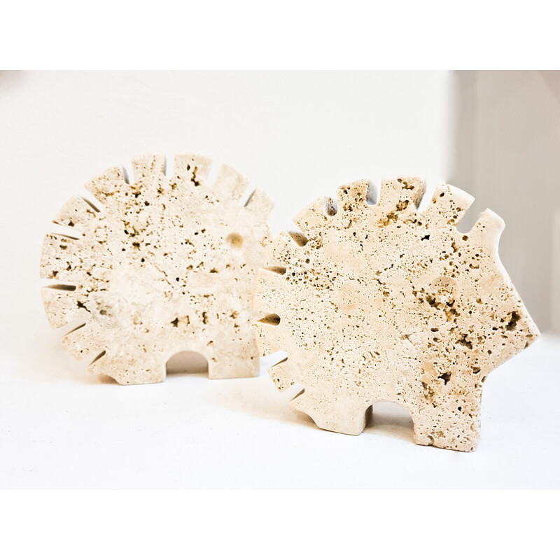 Italian vintage Brutalist travertine hedgehog sculptures by Fratelli Mannelli, Italy 1970s