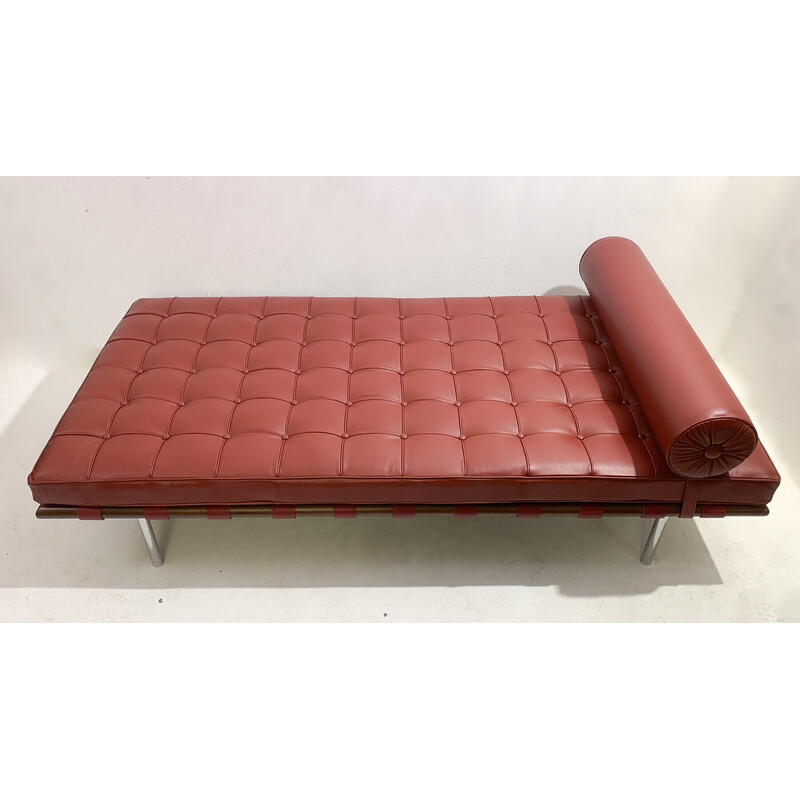 Vintage Barcelona burgundy leather daybed by Ludwig Mies van der Rohe for Knoll, 1990s