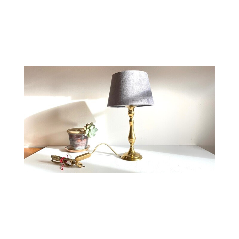 Lampe vintage en laiton massif et velours