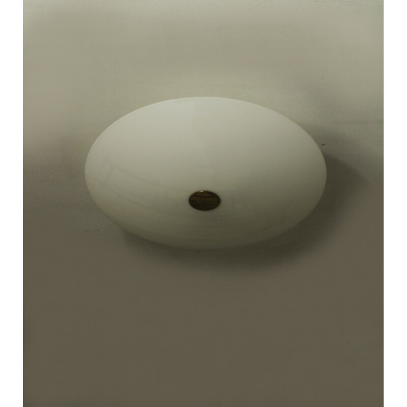 Lampada da soffitto vintage Gela 55 in ottone e vetro opalino di Florian Schulz, Germania 1980