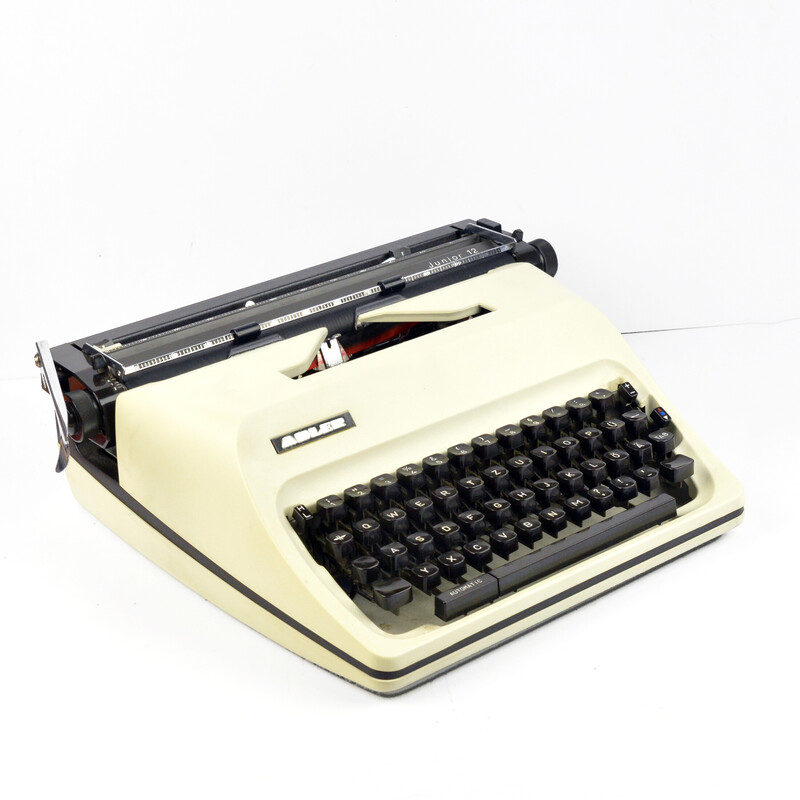 Vintage Adler junior 12 typewriter, Japan 1980s
