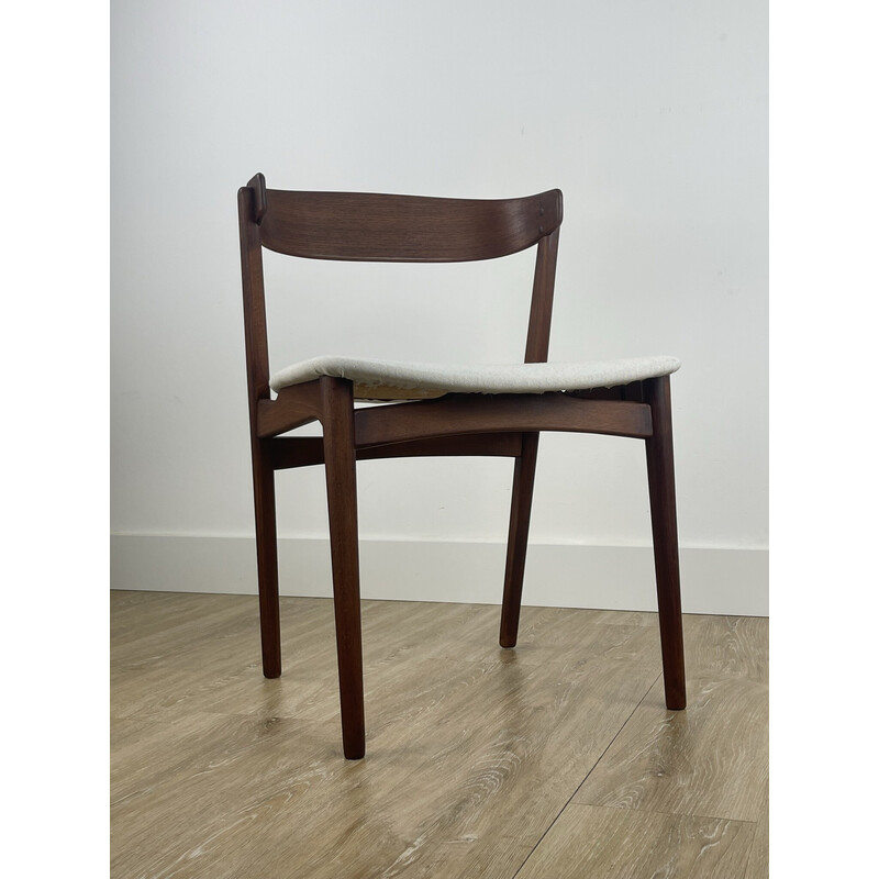 Pair of vintage chairs model 206 in teak, Denmark