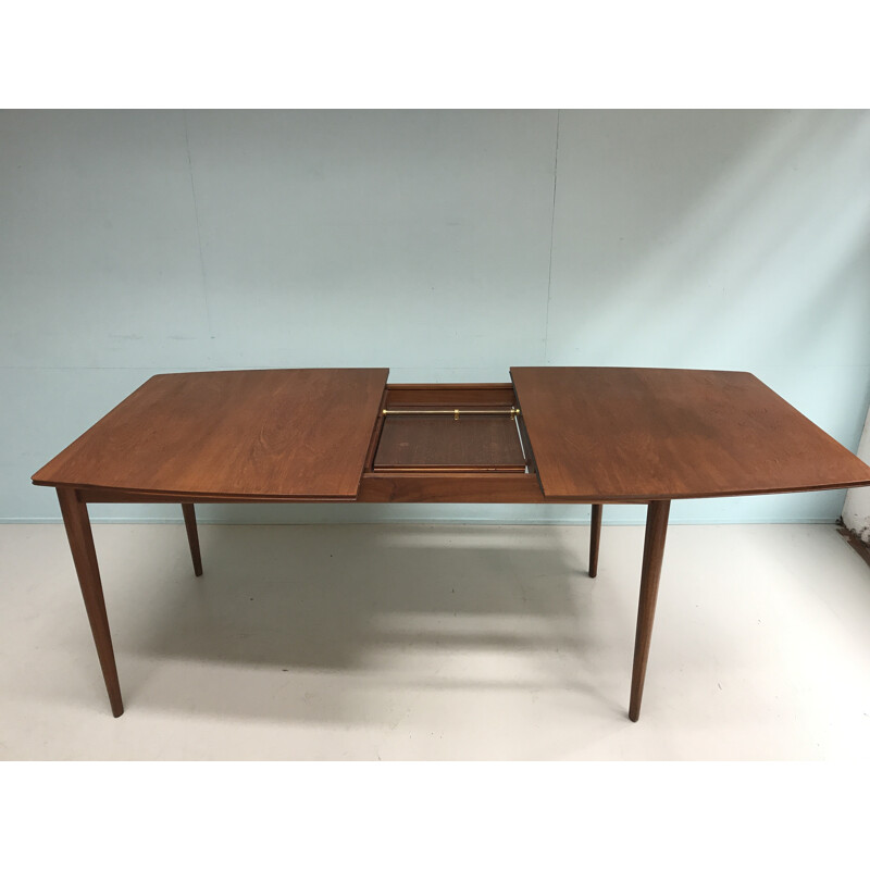 MacIntosh extendable dining table - 1960s