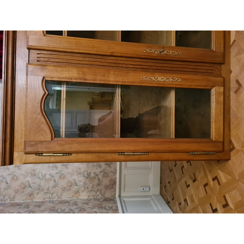 Vintage display cabinet in solid oakwood