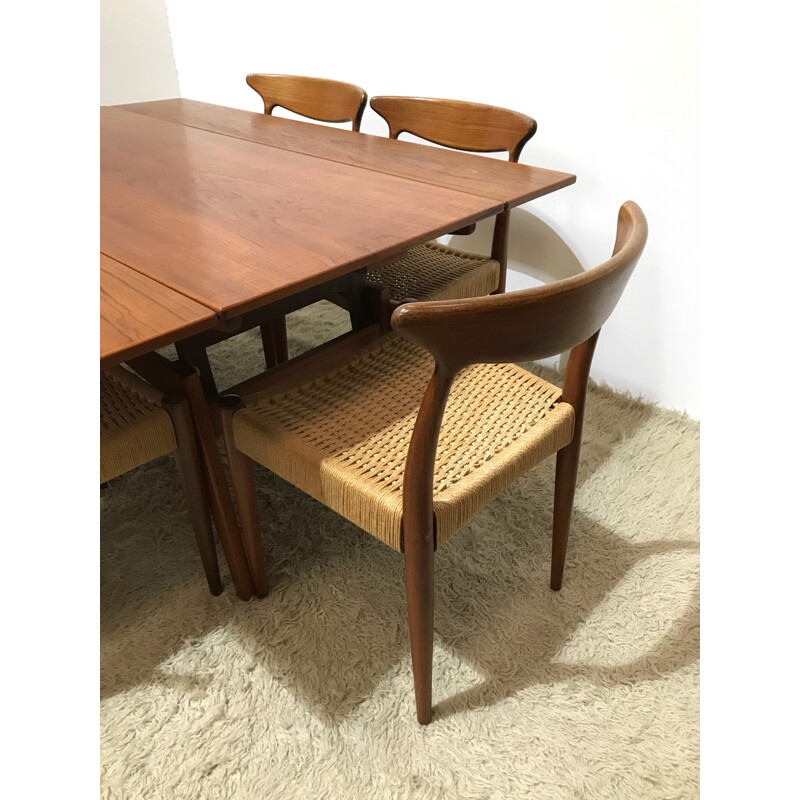 Trioh Møbler dining table in teak - 1960s