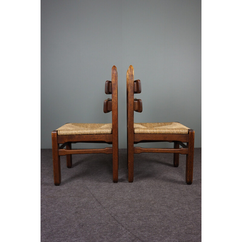 Set van 6 mid century opvallende eikenhouten Brutalistische stoelen