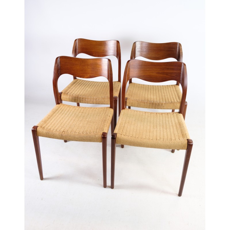 Set of 4 vintage dining chairs model 71 by N.O Møller, 1951