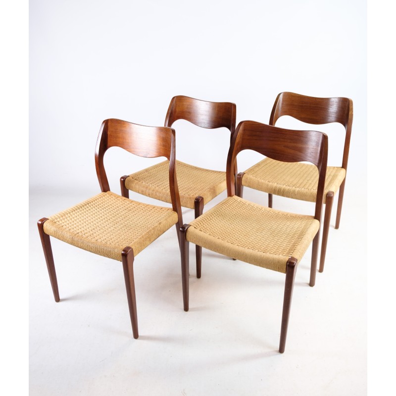 Set of 4 vintage dining chairs model 71 by N.O Møller, 1951