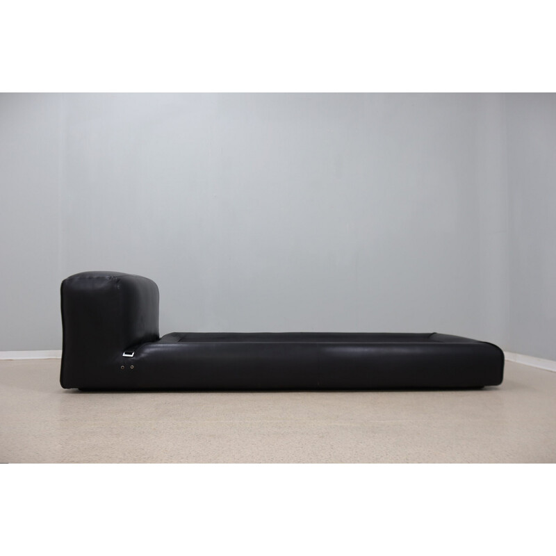 Vintage leather Le mura daybed by Mario Bellini for Cassina, Italy 1970s