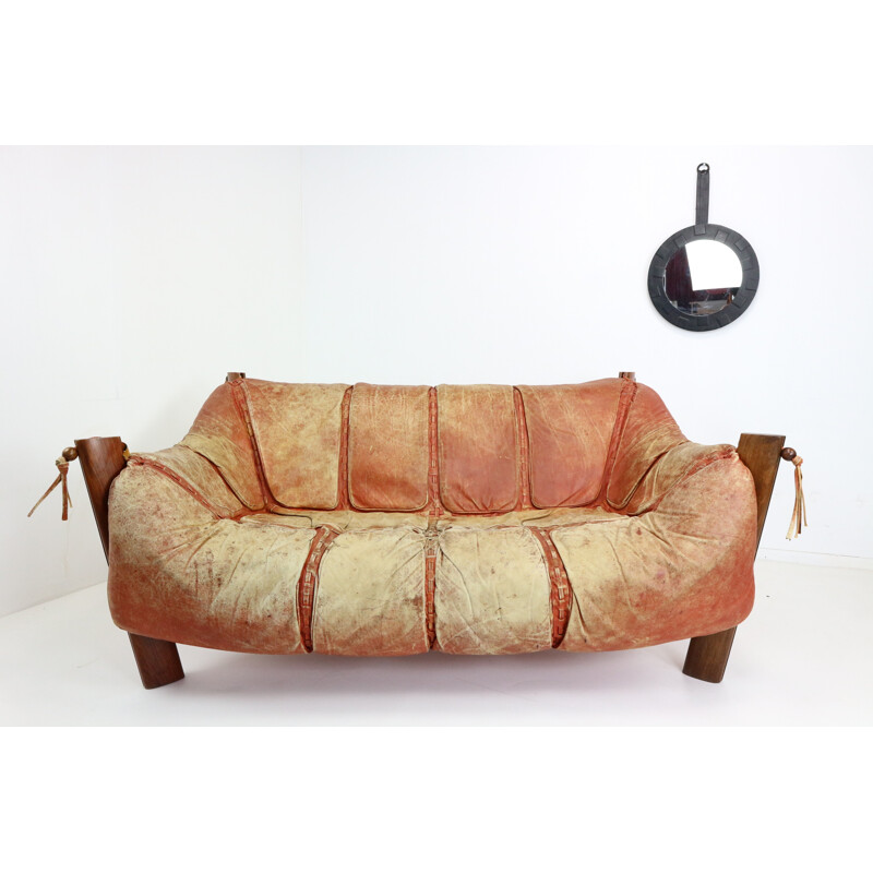 Two-Seater sofa MP-211 by Percival Lafer in wood and leather - 1970q