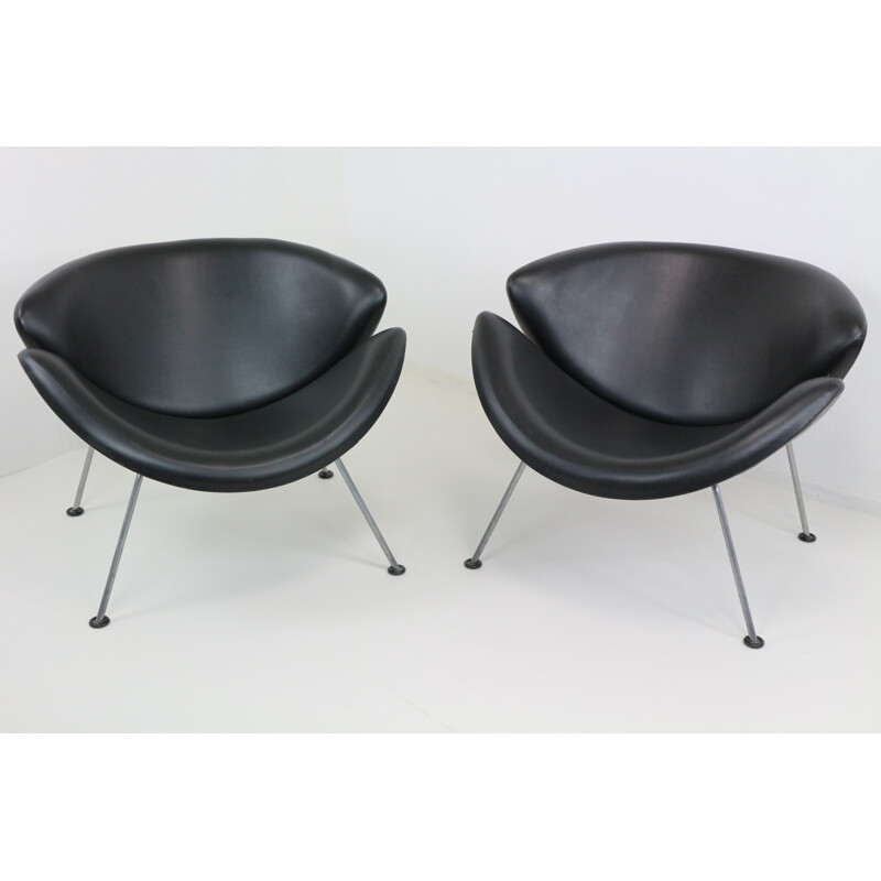 Pair of Black Orange Slice chairs by Pierre Paulin for Artifort - 1960s