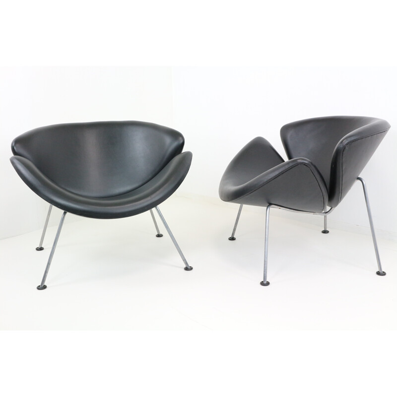 Pair of Black Orange Slice chairs by Pierre Paulin for Artifort - 1960s