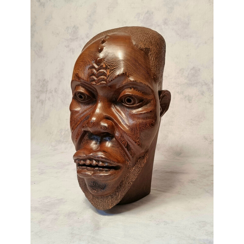 Sculpture vintage d'une tête Africaine et son socle en bois Wengé, 1960