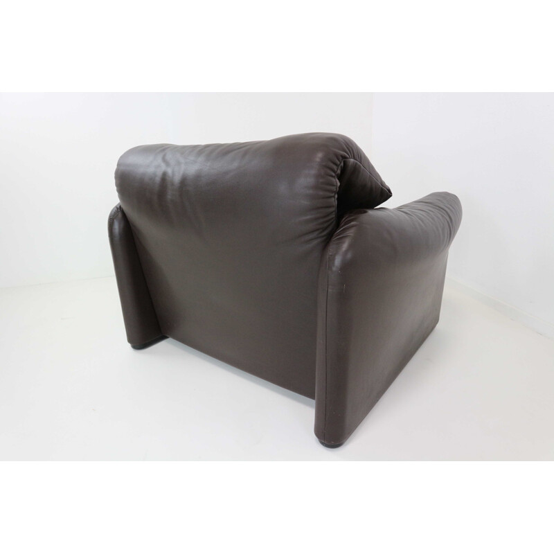 Vintage Maralunga leather lounge chair by Vico Magistretti for Cassina - 1970s