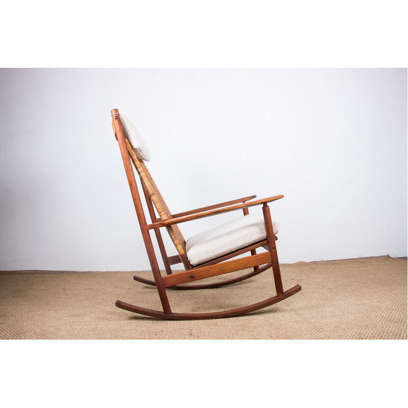 Fauteuil à bascule danois vintage en teck et rotin par Hans Olsen pour Juul Kristensen, 1960