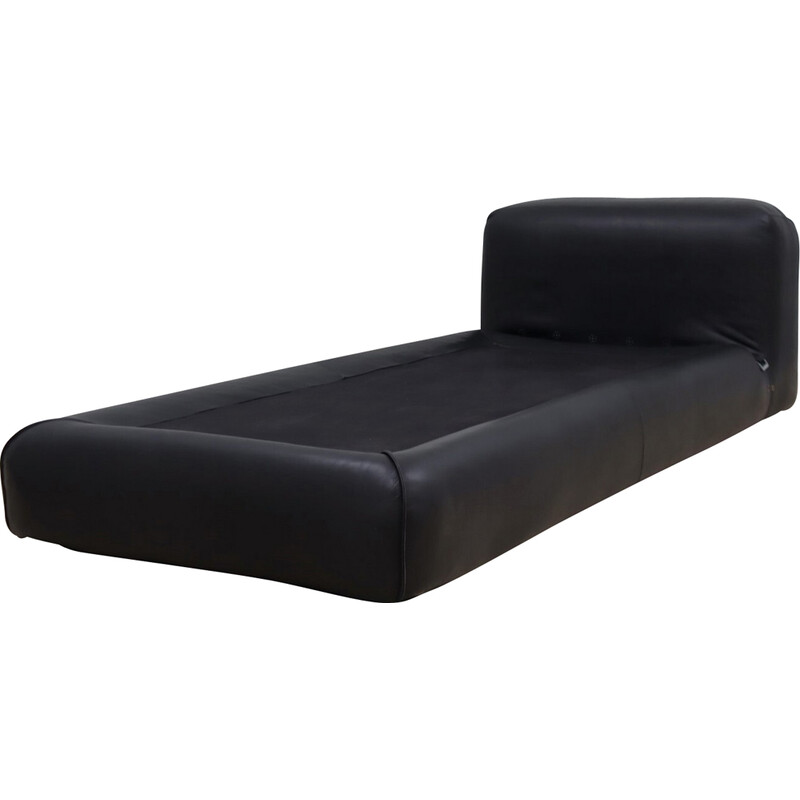 Vintage leather Le mura daybed by Mario Bellini for Cassina, Italy 1970s