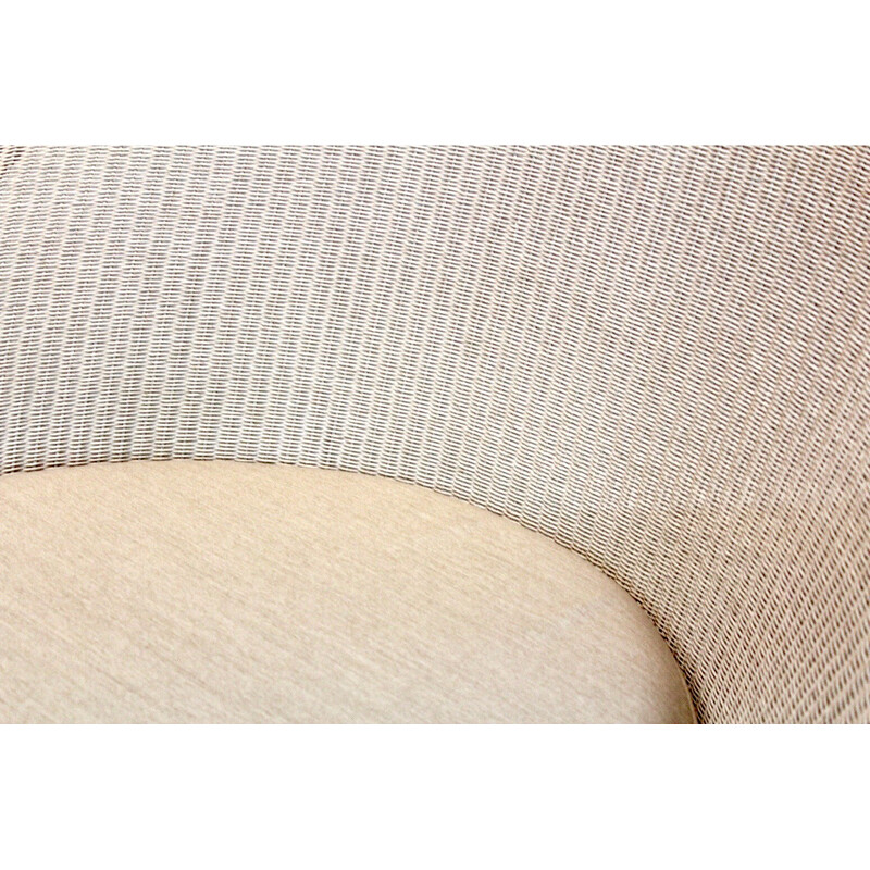 Cadeira Vintage Lloyd tear lounge em branco acinzentado