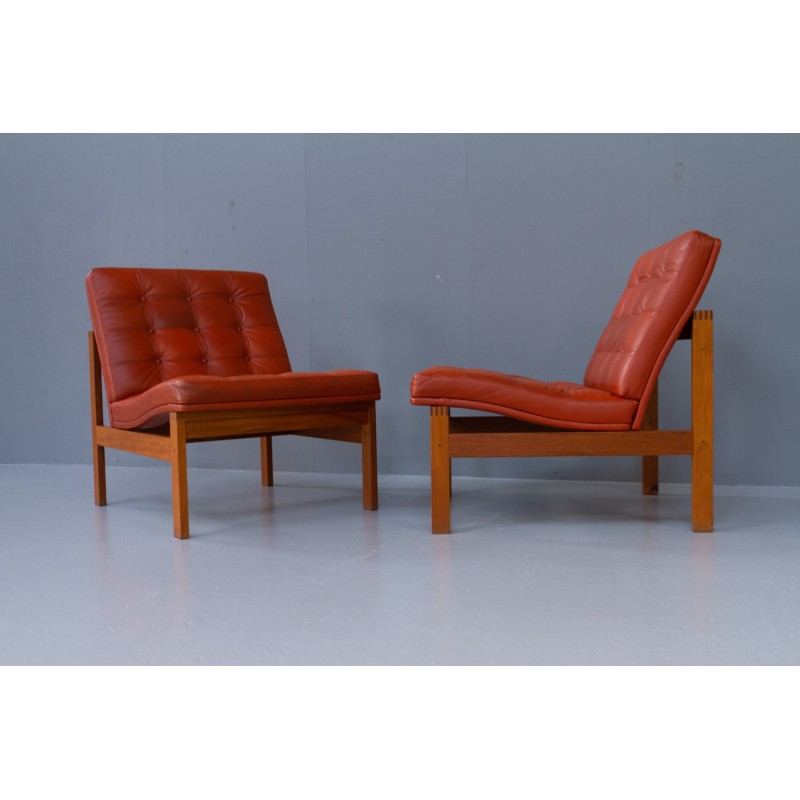 Pair of vintage lounge chairs by Gjerløv-Knudsen and Lind for France and Søn, Denmark 1970