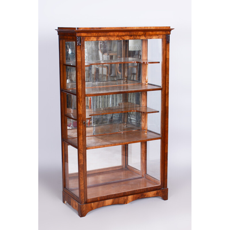 Vintage Biedermeier display cabinet in walnut and solid spruce, 1830s