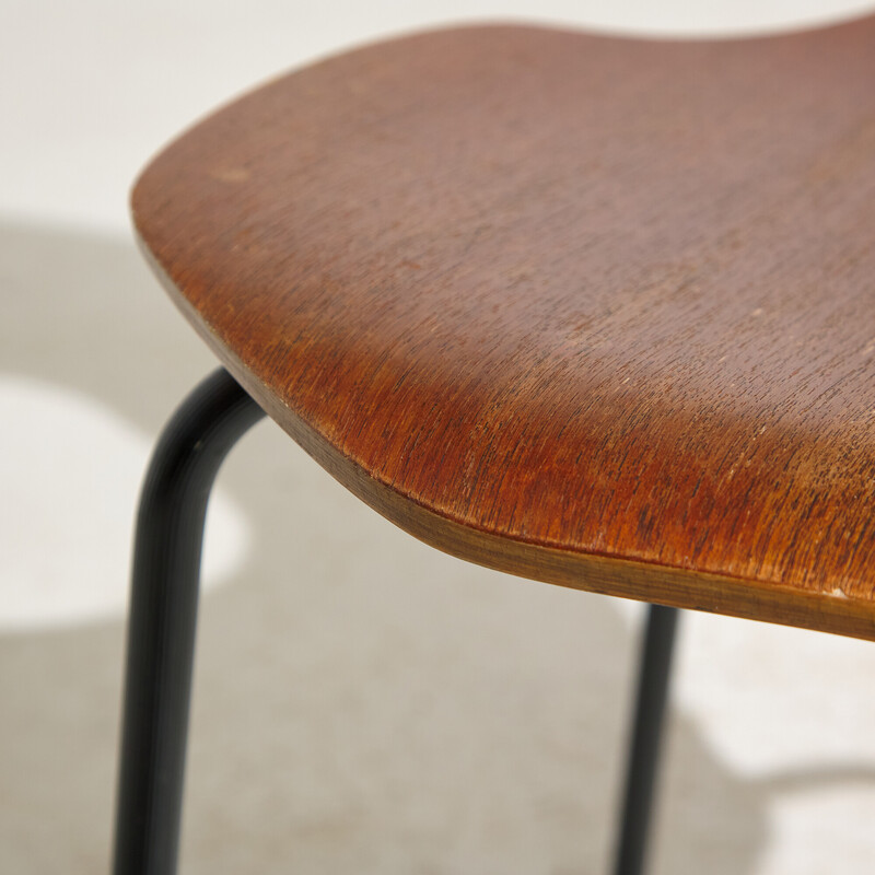 Vintage model 3103 teak and rubber chair by Arne Jacobsen for Fritz Hansen, 1960s