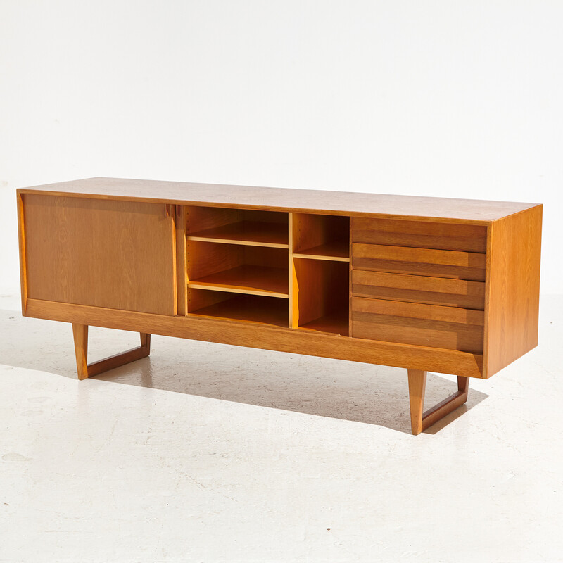 Credenza vintage in rovere di Kurt Østervig per Kp Møbler, Danimarca 1960