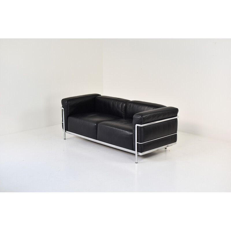 Vintage "Lc3" sofa by Le Corbusier, Pierre Jeanneret and Charlotte Perriand for Cassina