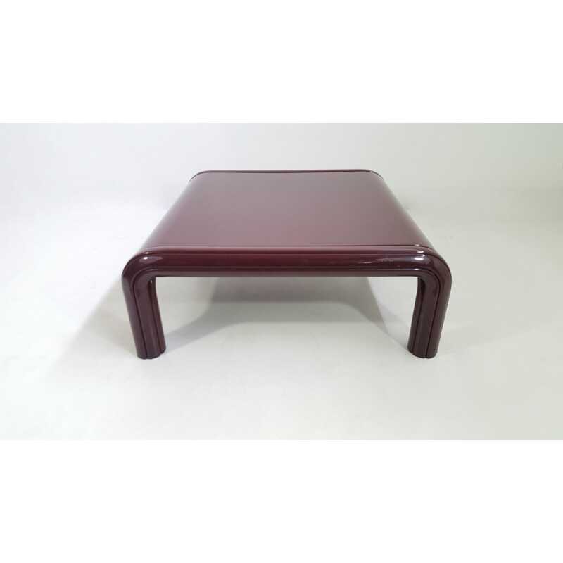 Orsay coffee table by Knoll in lacquered burgundy metal, Gae Aulenti - 1960s