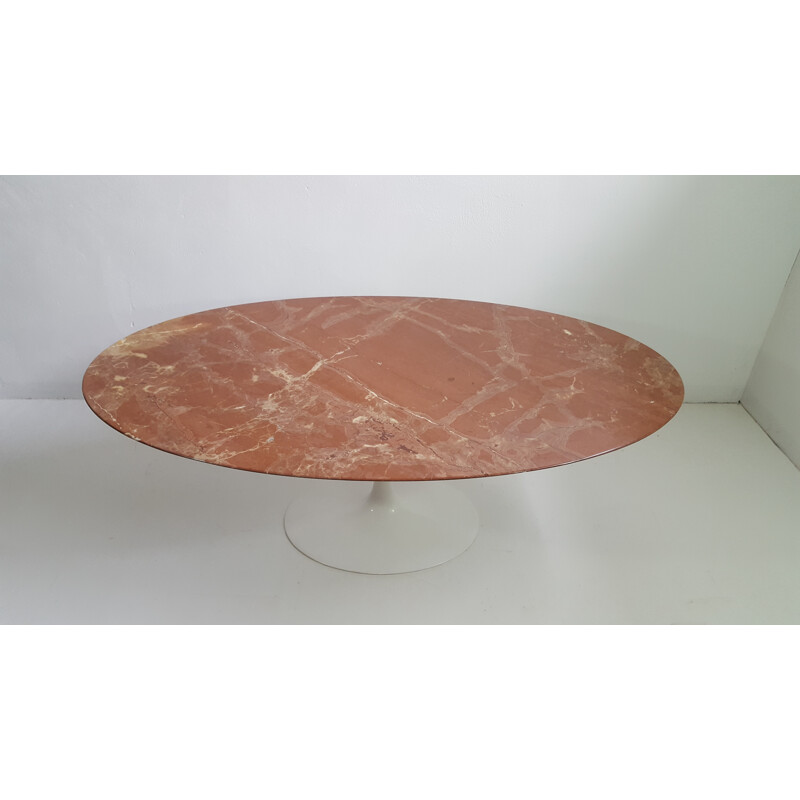 Oval dining table in red marble by Eero Saarinen for Knoll- 1970s