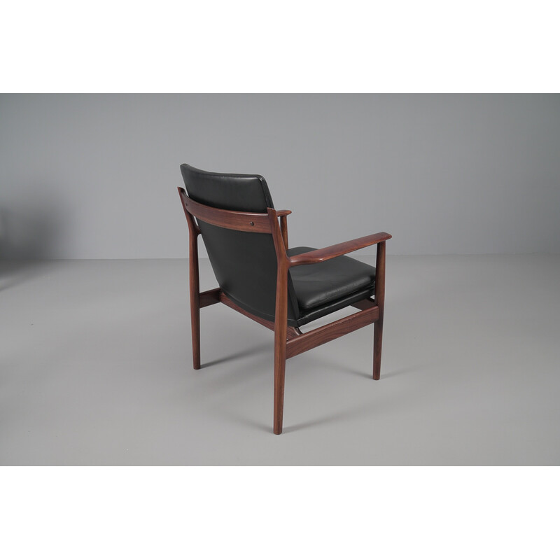 Conjunto de 12 cadeiras de cabedal vintage por Arne Vodder para Mobiliário Sibast, anos 60