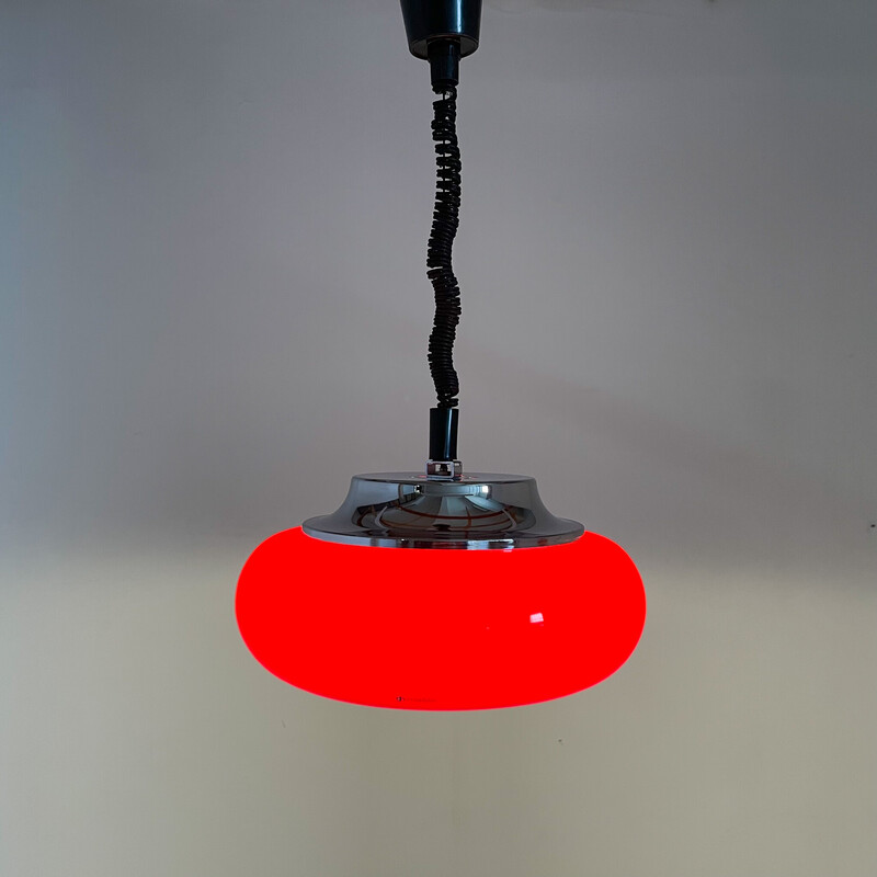 Mid century rode hanglamp van Harvey Guzzini voor Meblo, Italië 1970