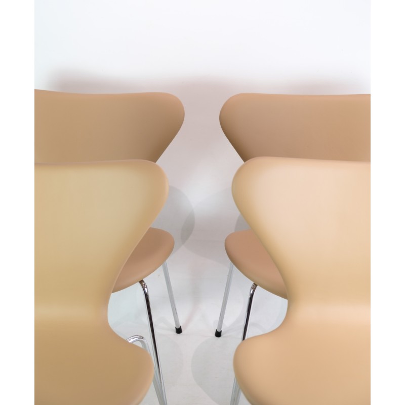 Conjunto de 4 cadeiras vintage Seven chairs modelo 3107 de Arne Jacobsen para Fritz Hansen