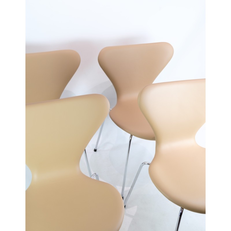 Set van 4 vintage Seven stoelen model 3107 van Arne Jacobsen voor Fritz Hansen