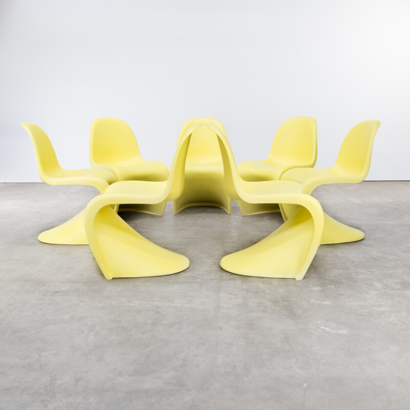 Set of 7 yellow "panton" chair by Verner Panton  for Vitra 