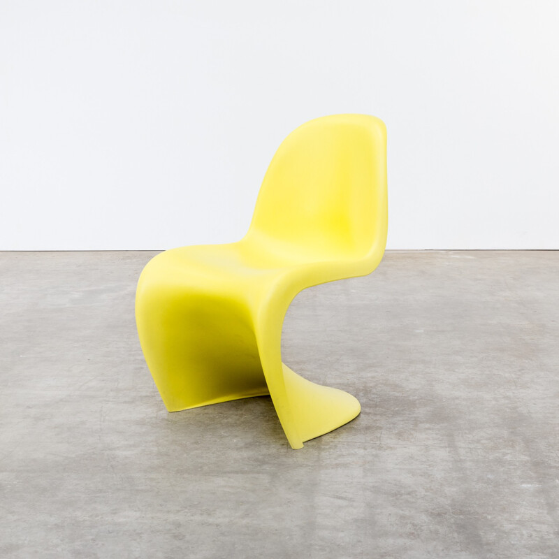 Set of 7 yellow "panton" chair by Verner Panton  for Vitra 