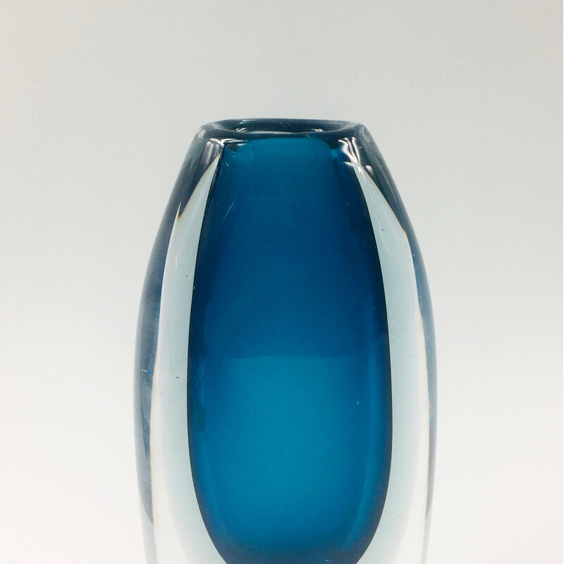 Mid-eeuwse Scandinavische Sommerso glazen vaas van Vicke Lindstrand voor Kosta, Zweden 1960